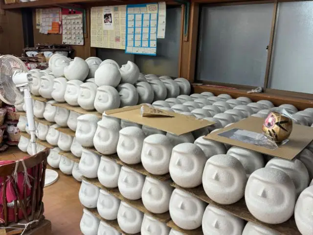 アート作品(だるま)